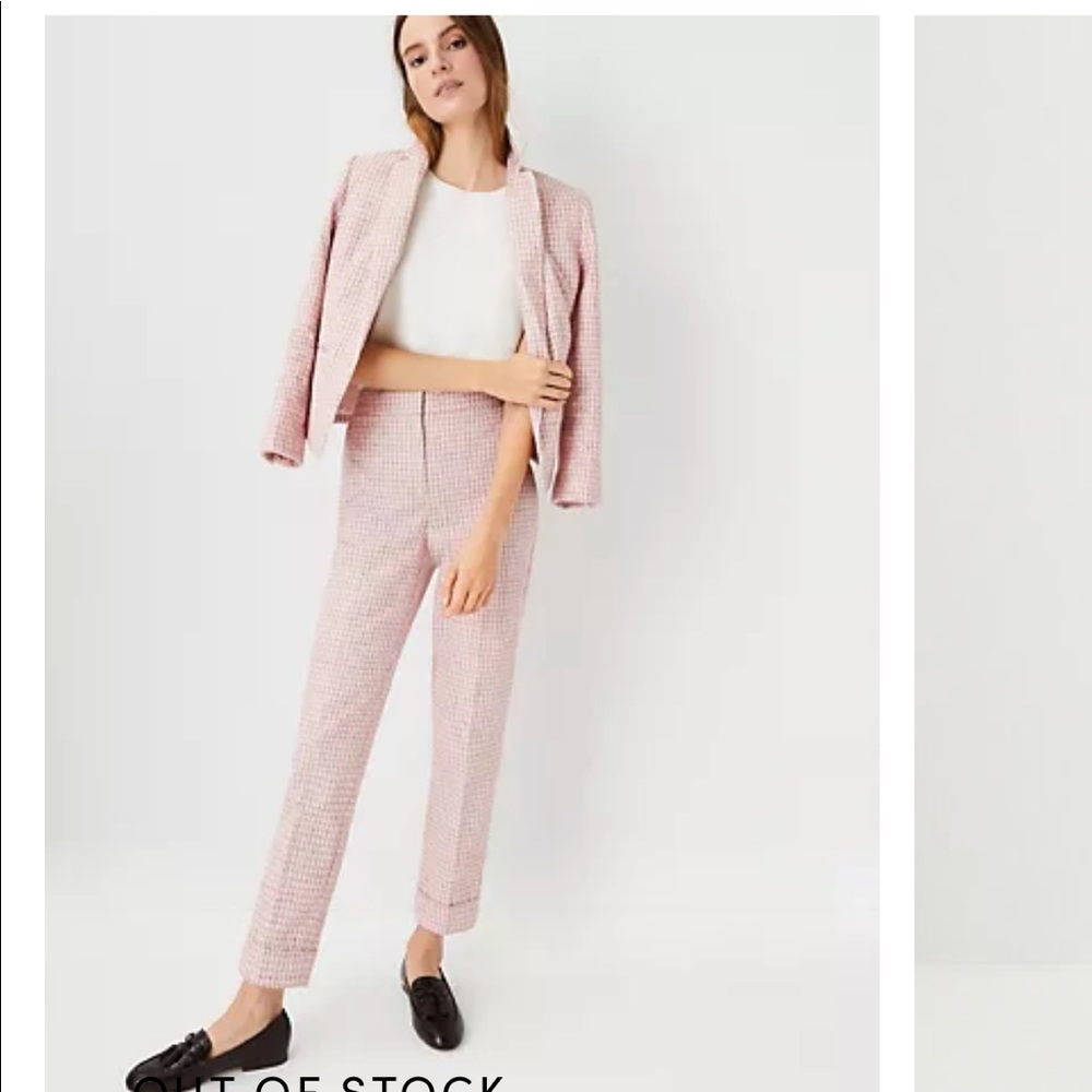 🌸ISO petite high rise ankle pant in houndstooth🌸